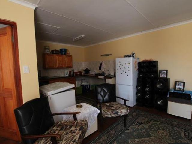 1 Bedroom Apartment in Lydenburg Mashishing
