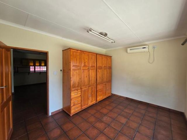 1 Bedroom Apartment in Lydenburg Mashishing