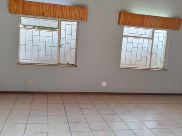 1 Bedroom Apartment in Lyttelton Manor