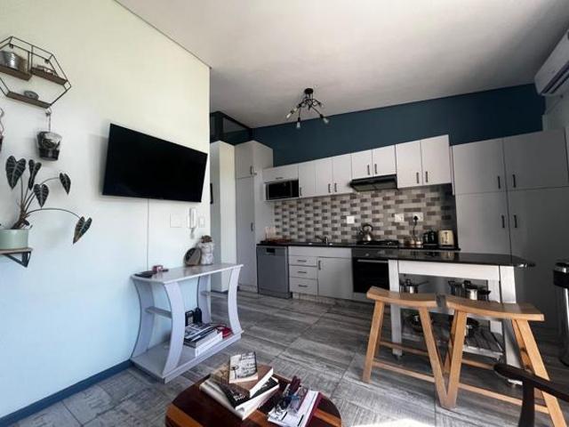 1 Bedroom Apartment in La Colline