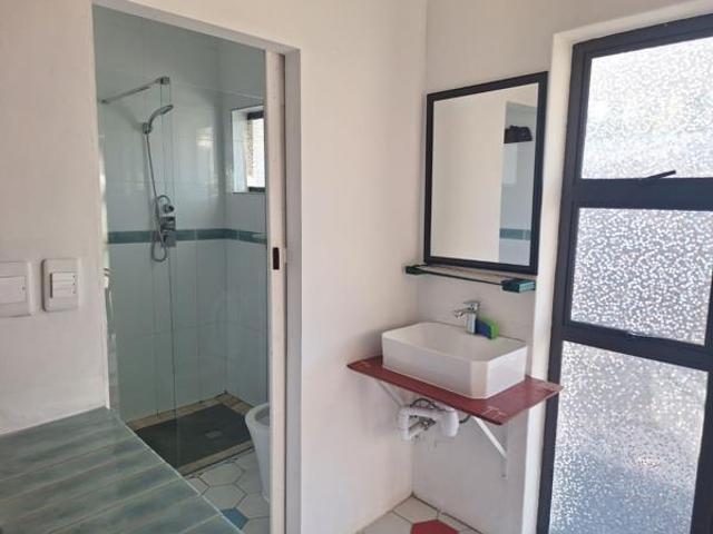 1 Bedroom Apartment in Lagoon Beach