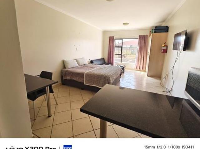 1 Bedroom Apartment in Langenhoven Park