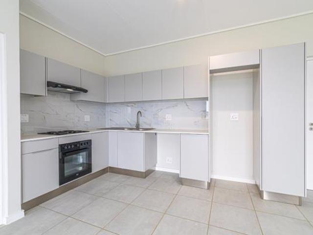 1 Bedroom Apartment in Linbro Park
