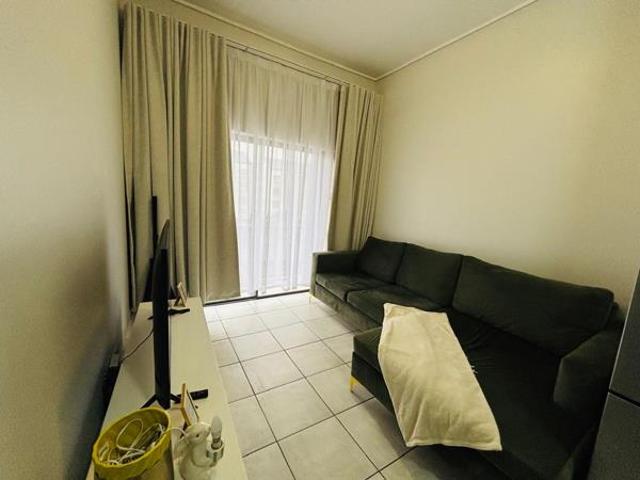 1 Bedroom Apartment in Linbro Park