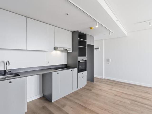 1 Bedroom Apartment in Paarden Eiland