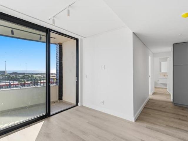 1 Bedroom Apartment in Paarden Eiland