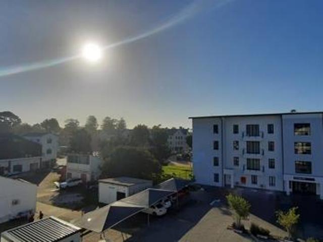 1 Bedroom Apartment in Paardevlei