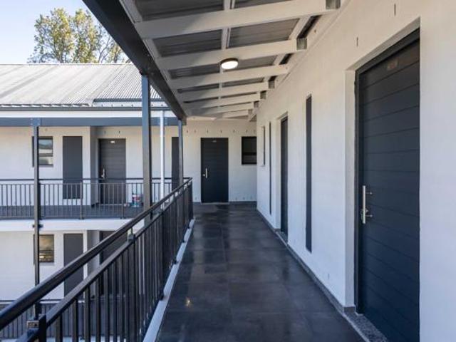 1 Bedroom Apartment in Paarl Central