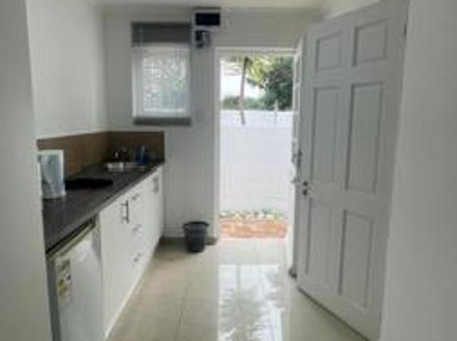 1 Bedroom Apartment in Panorama