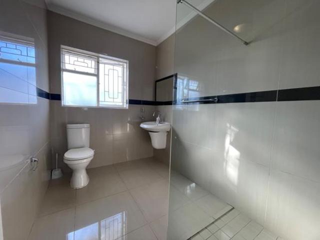 1 Bedroom Apartment in Panorama