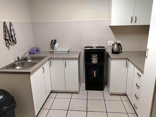 1 Bedroom Apartment in Parow Central
