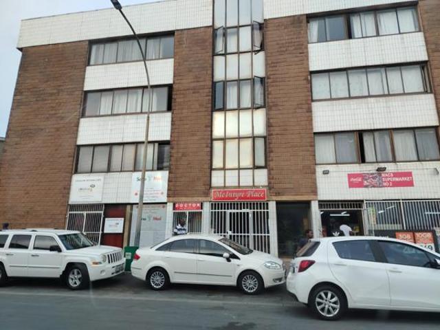 1 Bedroom Apartment in Parow Central
