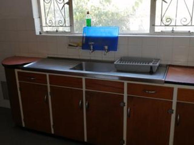 1 Bedroom Apartment in Parow Valley