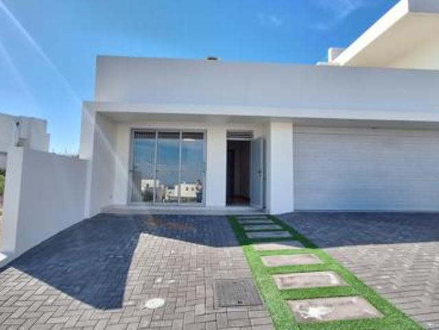 1 Bedroom Apartment in Paradise Beach