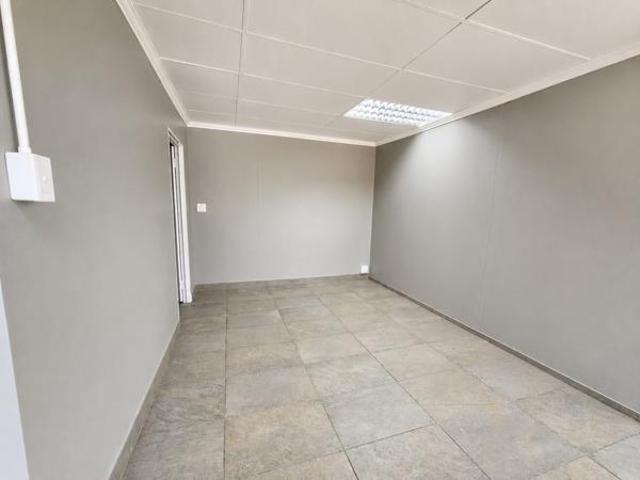 1 Bedroom Apartment in Parktown Estate