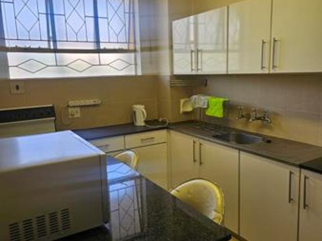 1 Bedroom Apartment in Parktown