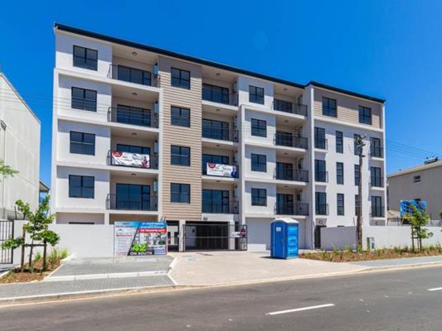 1 Bedroom Apartment in Parklands
