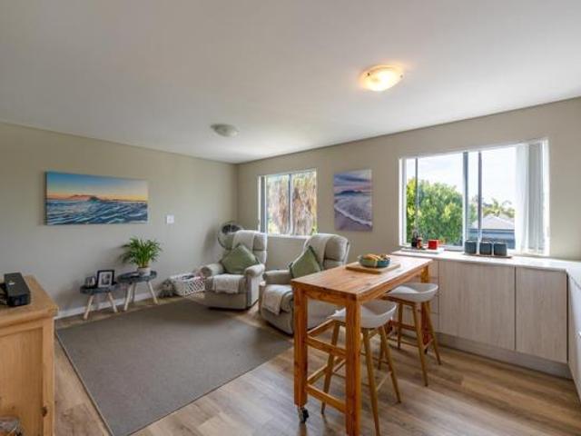 1 Bedroom Apartment in Parklands