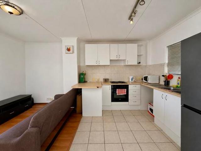 1 Bedroom Apartment in Parklands