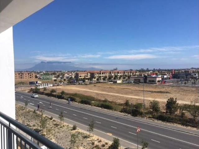 1 Bedroom Apartment in Parklands North