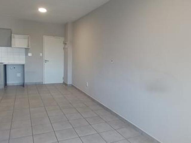 1 Bedroom Apartment in Parklands North