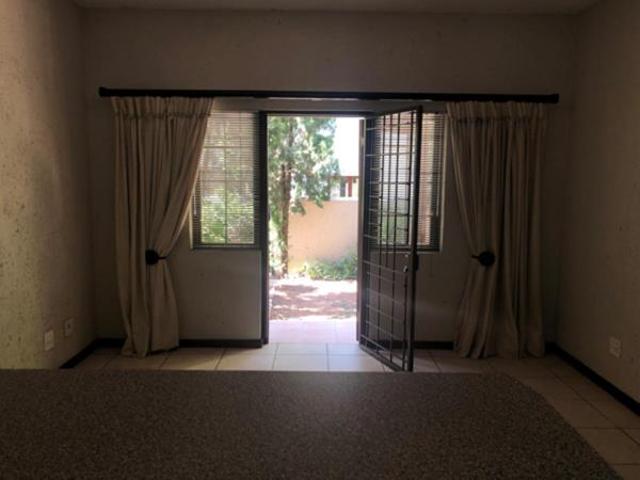 1 Bedroom Apartment in Paulshof