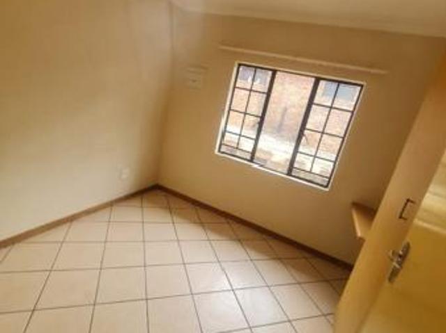 1 Bedroom Apartment in Philip Nel Park