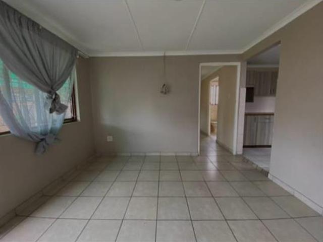 1 Bedroom Apartment in Pinetown Central