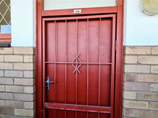 1 Bedroom Apartment in Pinetown Central