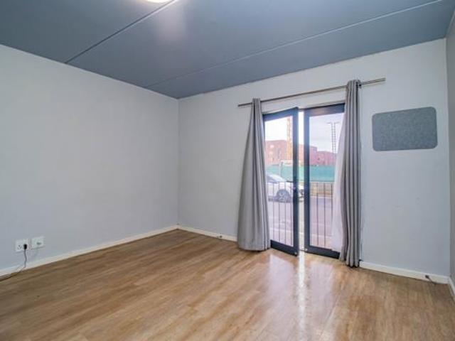 1 Bedroom Apartment in Pinelands