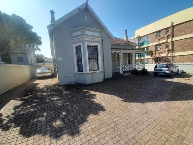 1 Bedroom Apartment in Port Elizabeth Central