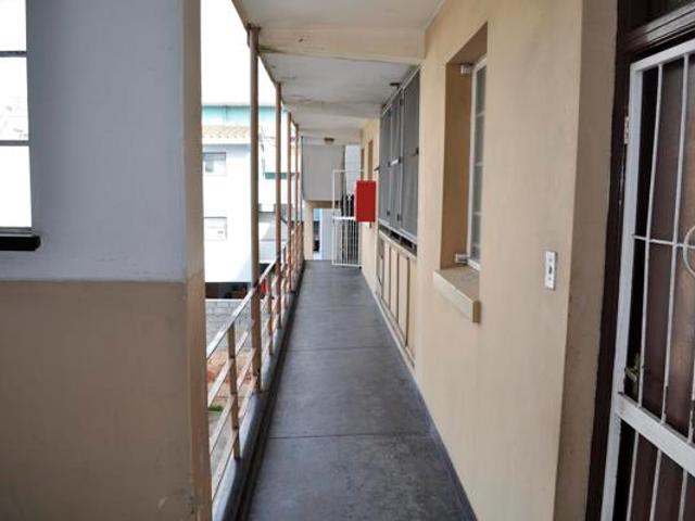 1 Bedroom Apartment in Port Elizabeth Central