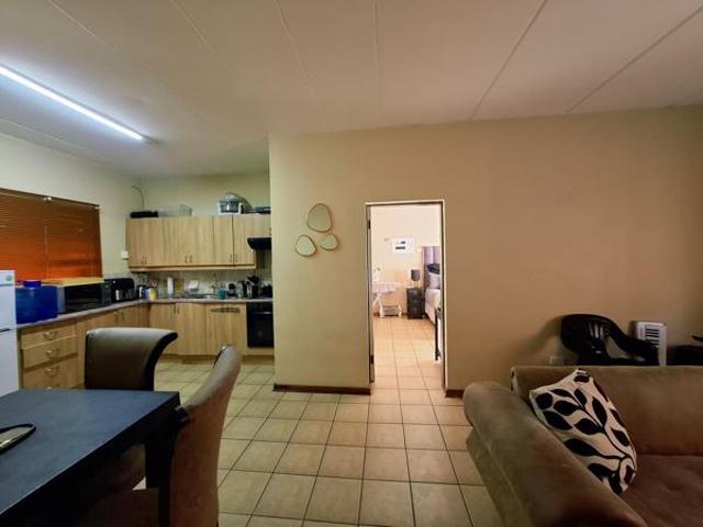 1 Bedroom Apartment in Potchefstroom Central