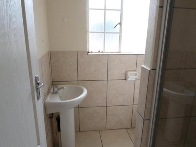 1 Bedroom Apartment in Potchefstroom Central