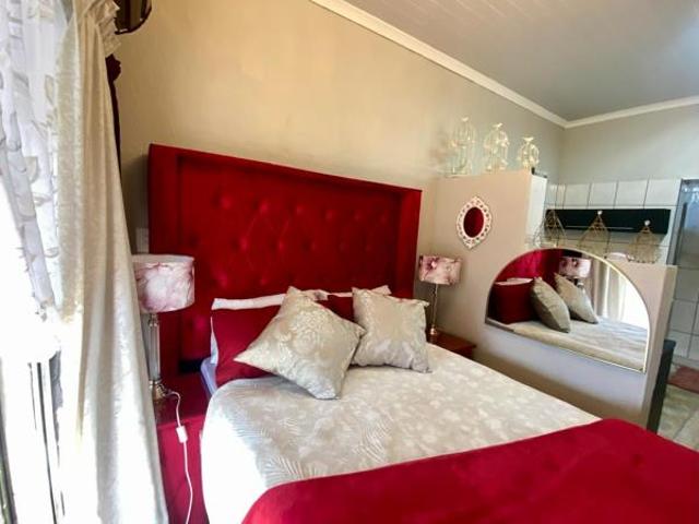 1 Bedroom Apartment in Protea Park