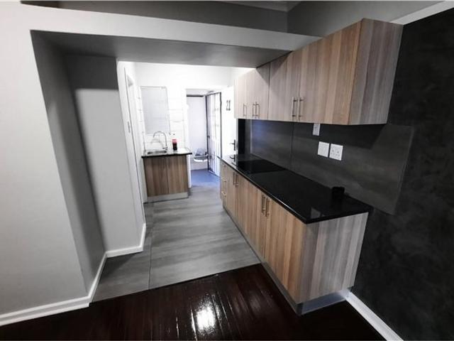 1 Bedroom Apartment in Quigney