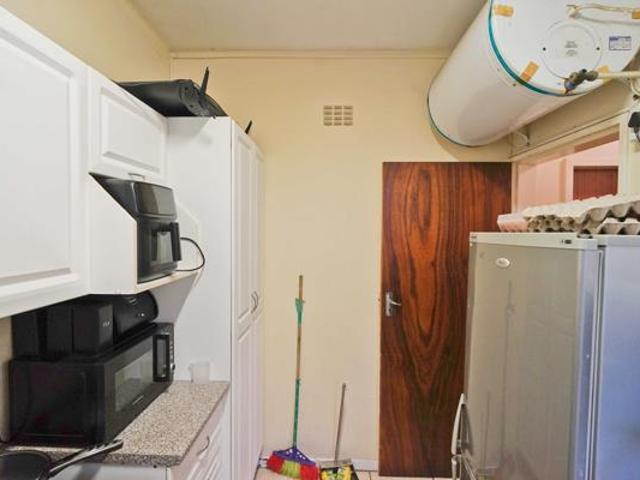 1 Bedroom Apartment in Quigney