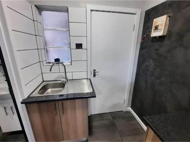 1 Bedroom Apartment in Quigney