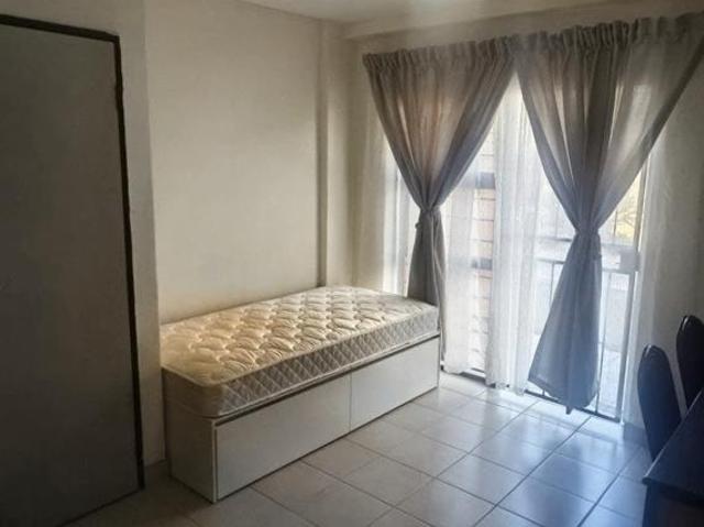 1 Bedroom Apartment in Ruimsig