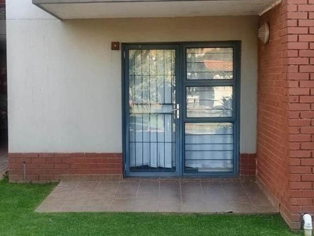 1 Bedroom Apartment in Ruimsig