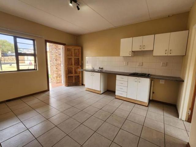 1 Bedroom Apartment in Rhodesdene