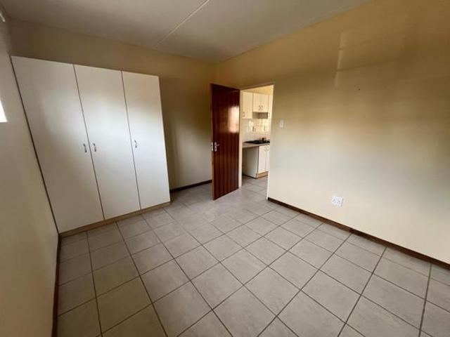 1 Bedroom Apartment in Rhodesdene