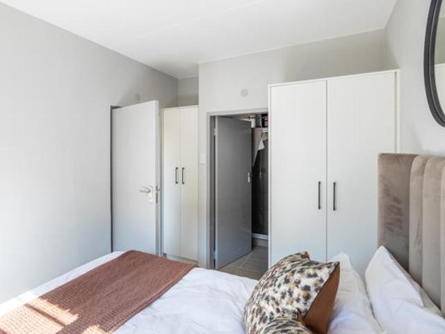 1 Bedroom Apartment in Roodeplaat