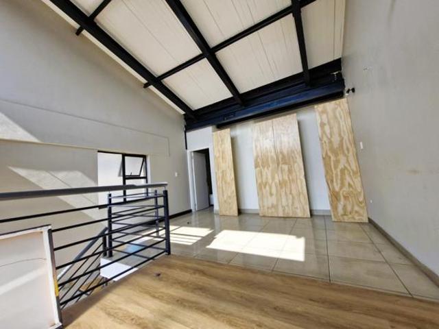 1 Bedroom Apartment in Rooihuiskraal