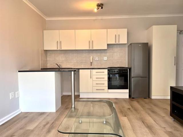 1 Bedroom Apartment in Rondebosch