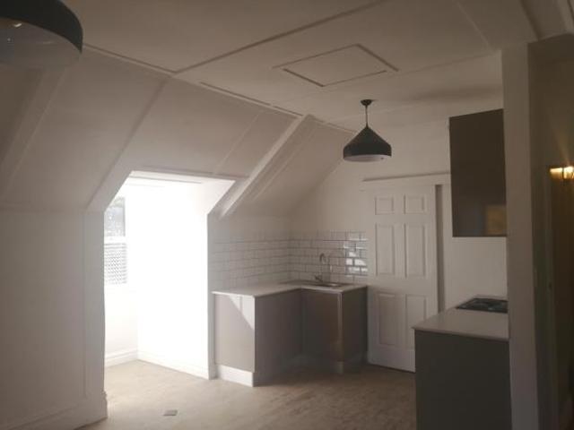 1 Bedroom Apartment in Rondebosch