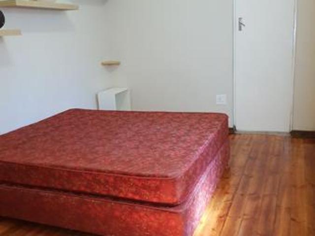 1 Bedroom Apartment in Rondebosch