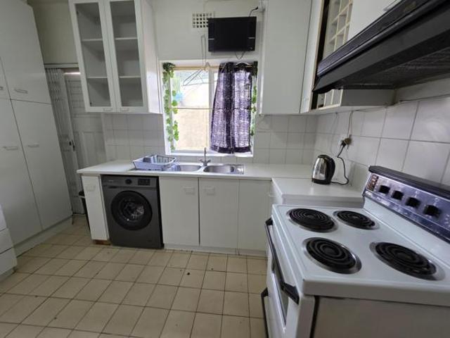 1 Bedroom Apartment in Rondebosch