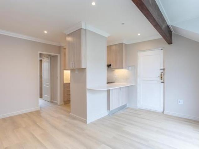 1 Bedroom Apartment in Rondebosch East