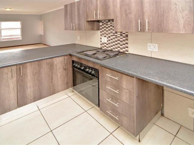 1 Bedroom Apartment in Rosettenville